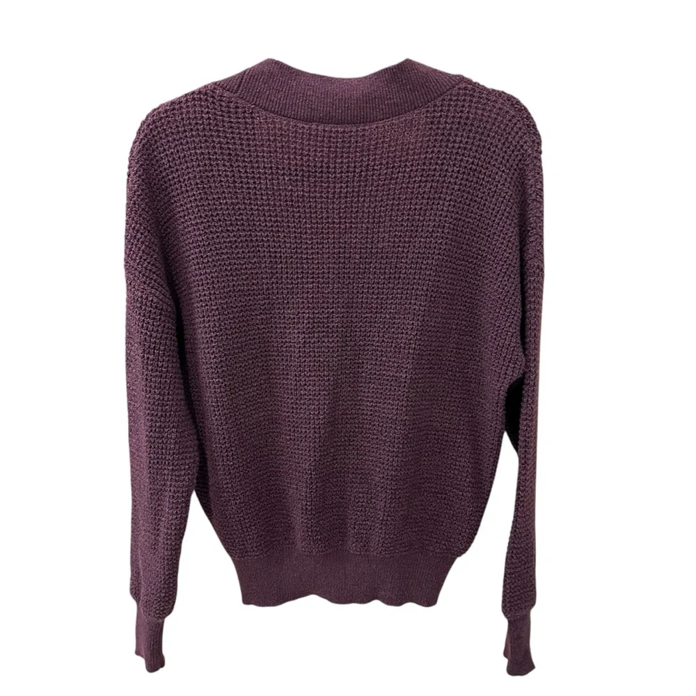 ASTR The Label Stephanie V Neck Wrap sweater in Burgundy Medium - Picture 6 of 11